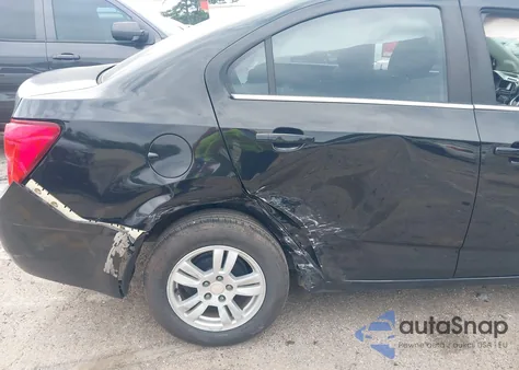 2016 Chevrolet Sonic Lt Auto z USA, uszkodzony, nr VIN 1G1JC5SB3G4158139